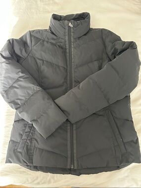 NWT Lands' End women's puffer jacket.